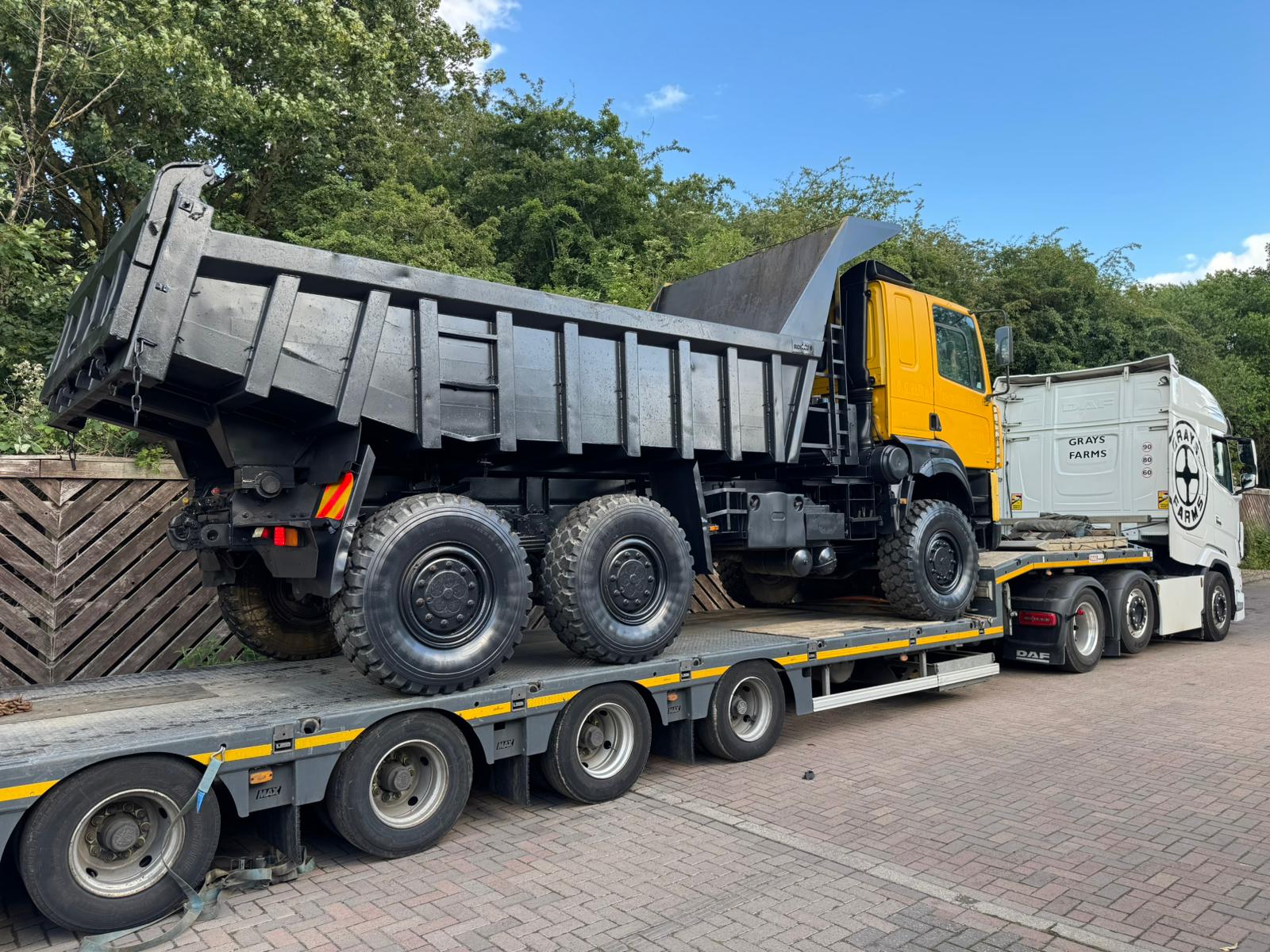 🚛🌴 Another milestone for Parker Plant Services! 🌴🚛